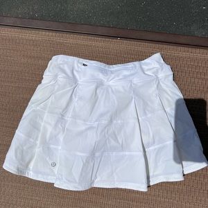 Size 4 Pace Rival Lululemon tennis skirt